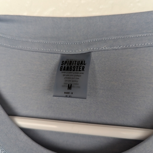 Nwot spiritual gangster namaste dry shirt blue - Picture 2 of 3